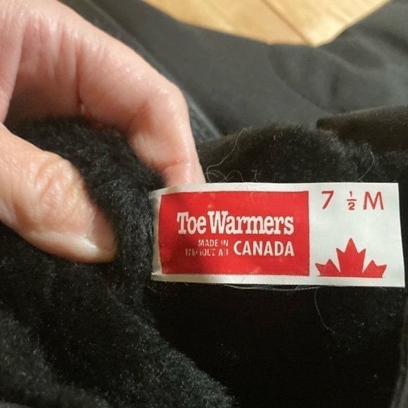 Toe Warmers black boots size 7 1/2 in EUC No signs of wear. Made in Canada 🇨🇦 - Picture 5 of 11